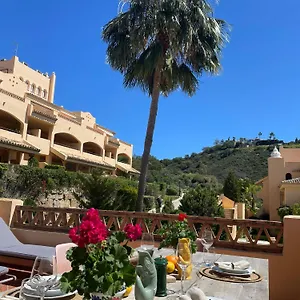 Santa Maria Village, Elviria, Apartamento Marbella